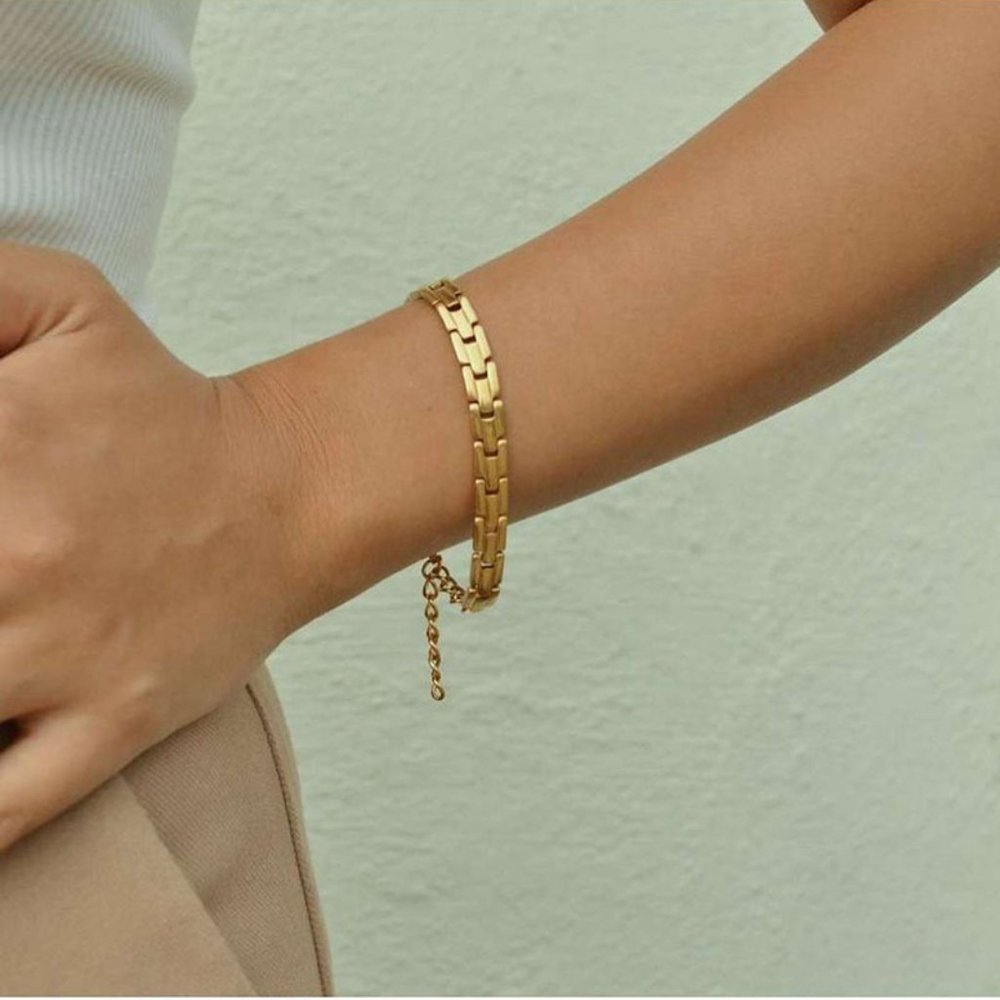 Zoe Bracelet - Picture 4 of 7